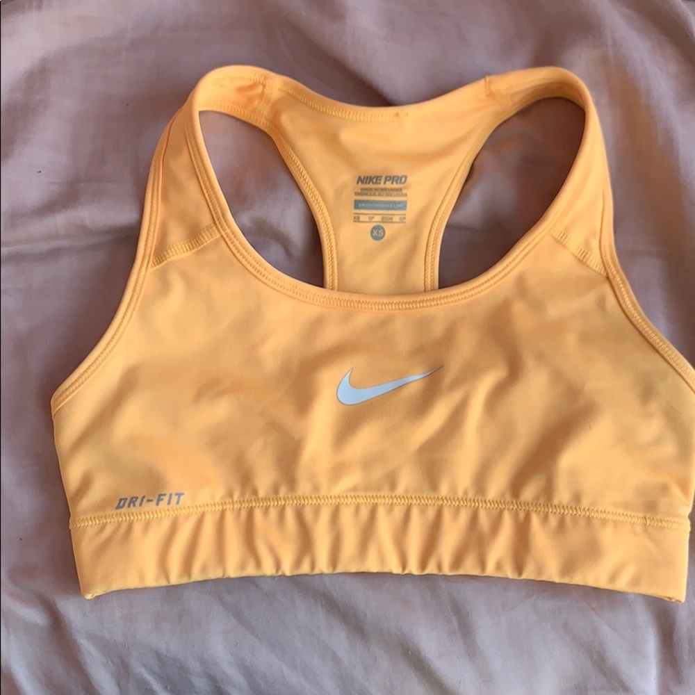 NIKE PRO sports bra